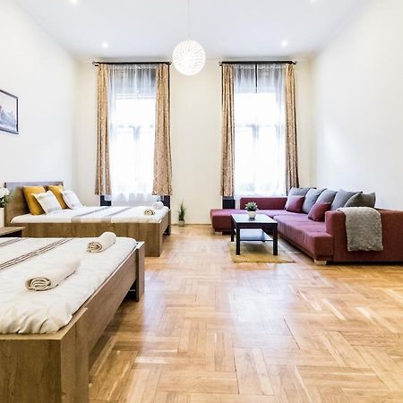 Real Apartments Klauzal Budapest Exterior photo